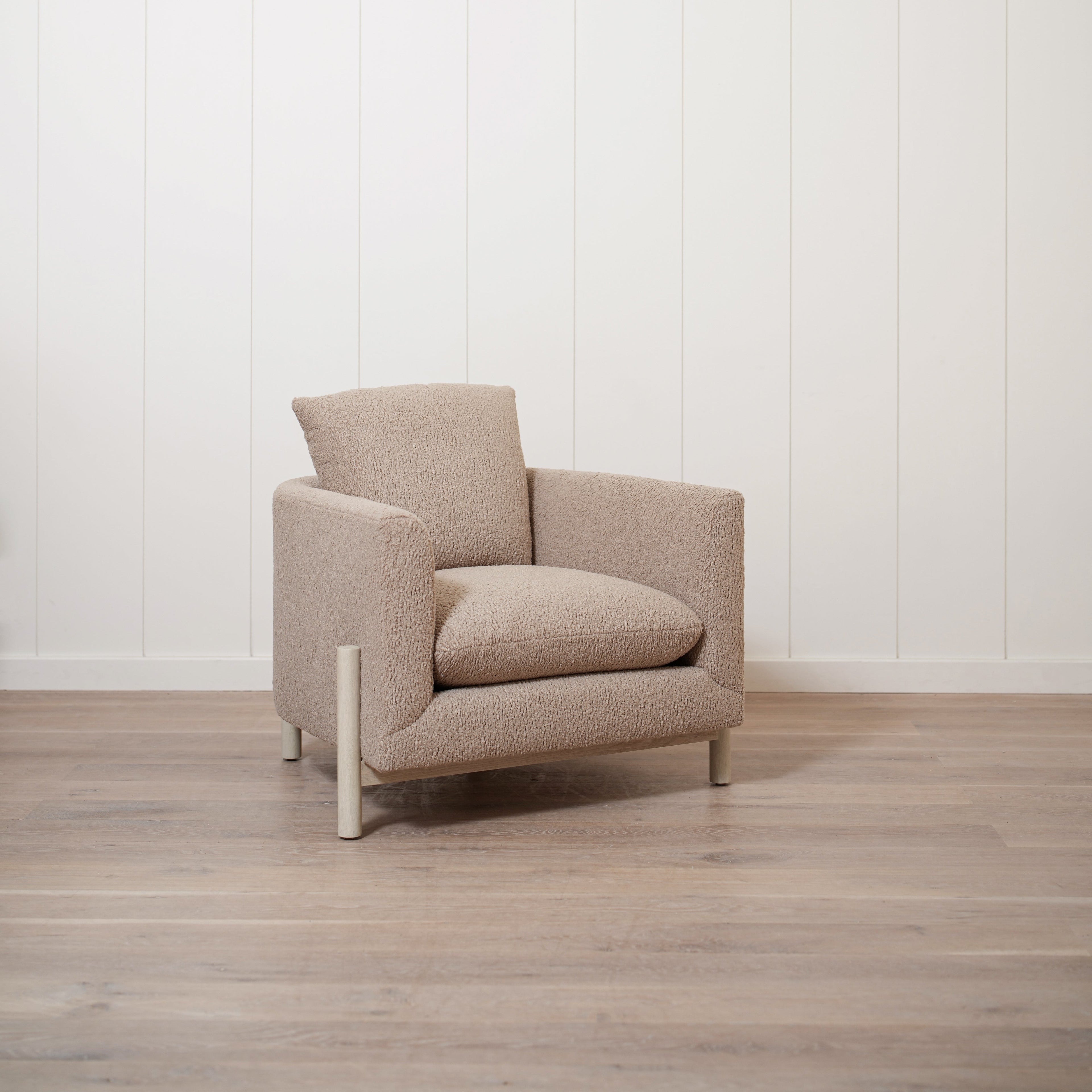 Chaise James M