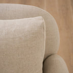 Chaise Miller