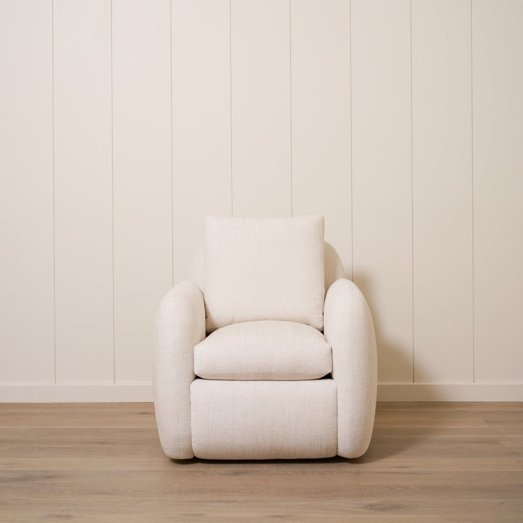 Chaise Miller