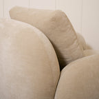 Chaise Miller