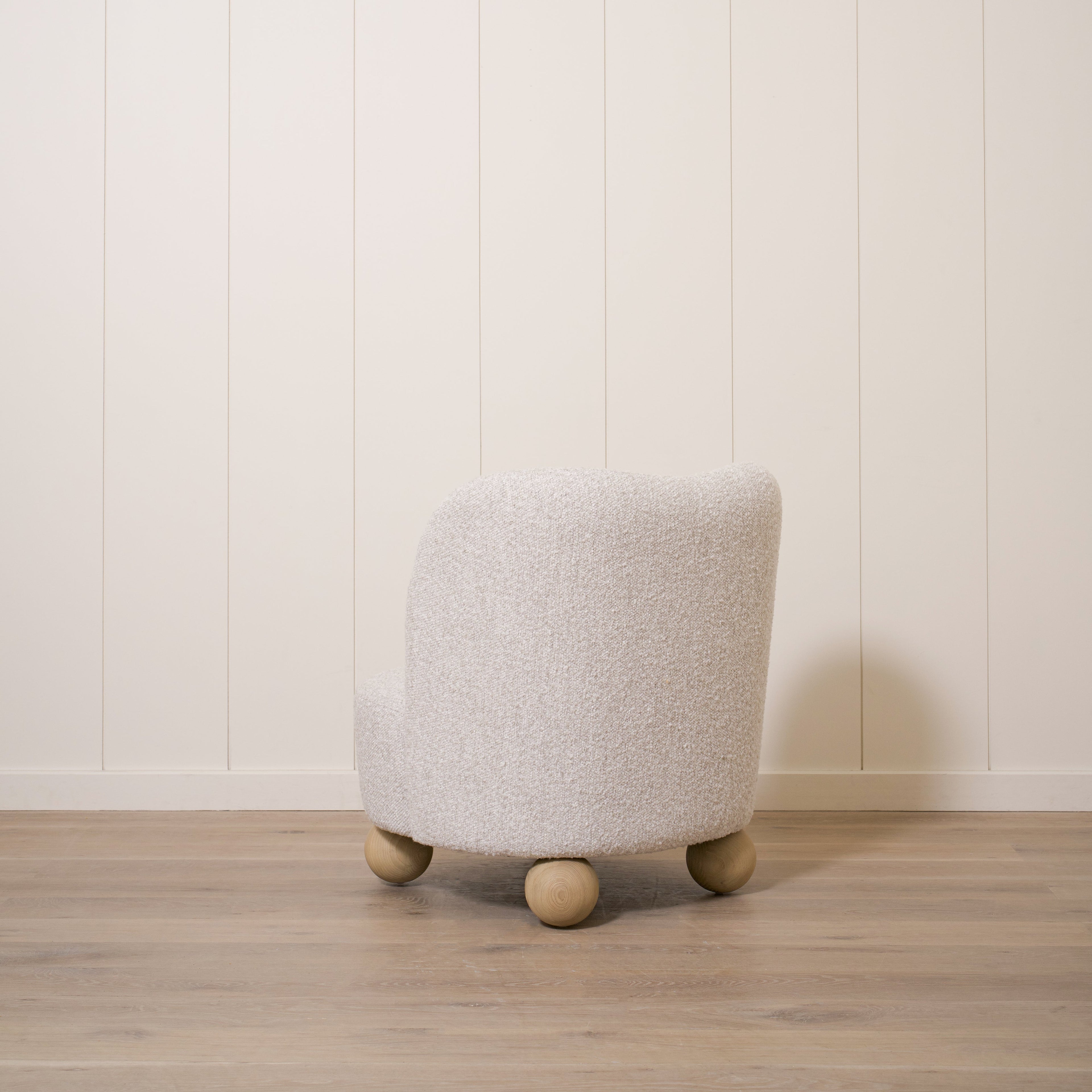 Chaise Blythe