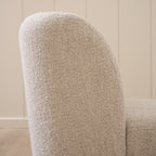 Chaise Blythe