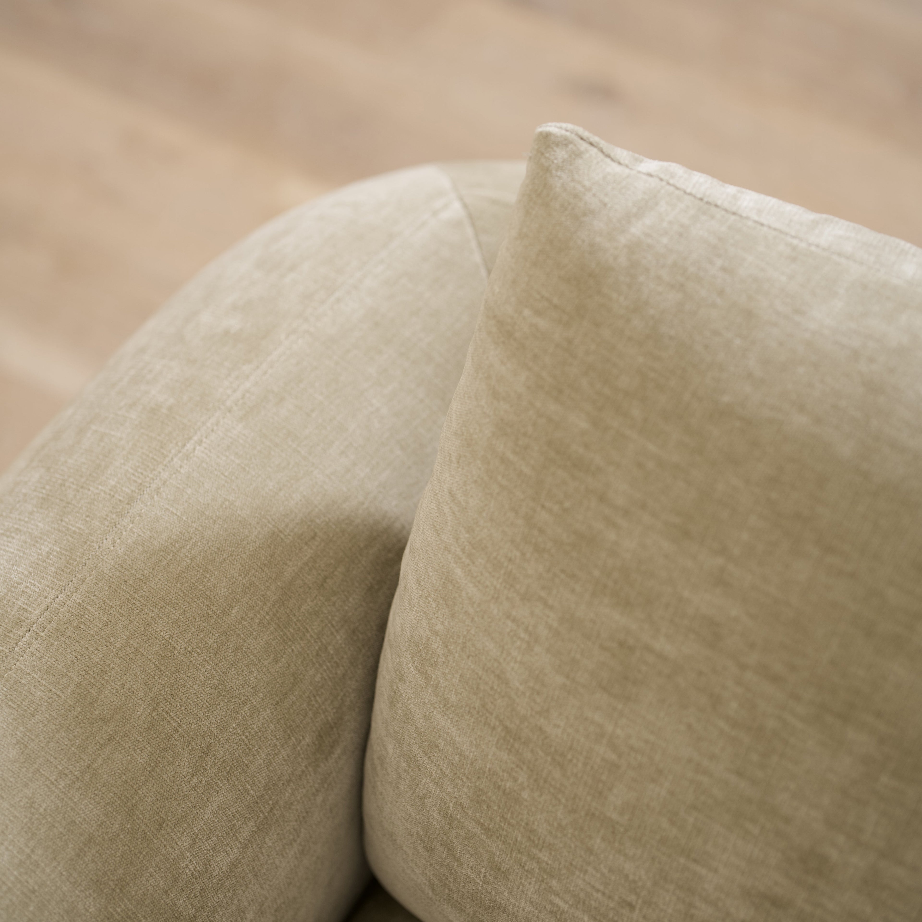 Chaise Bruno