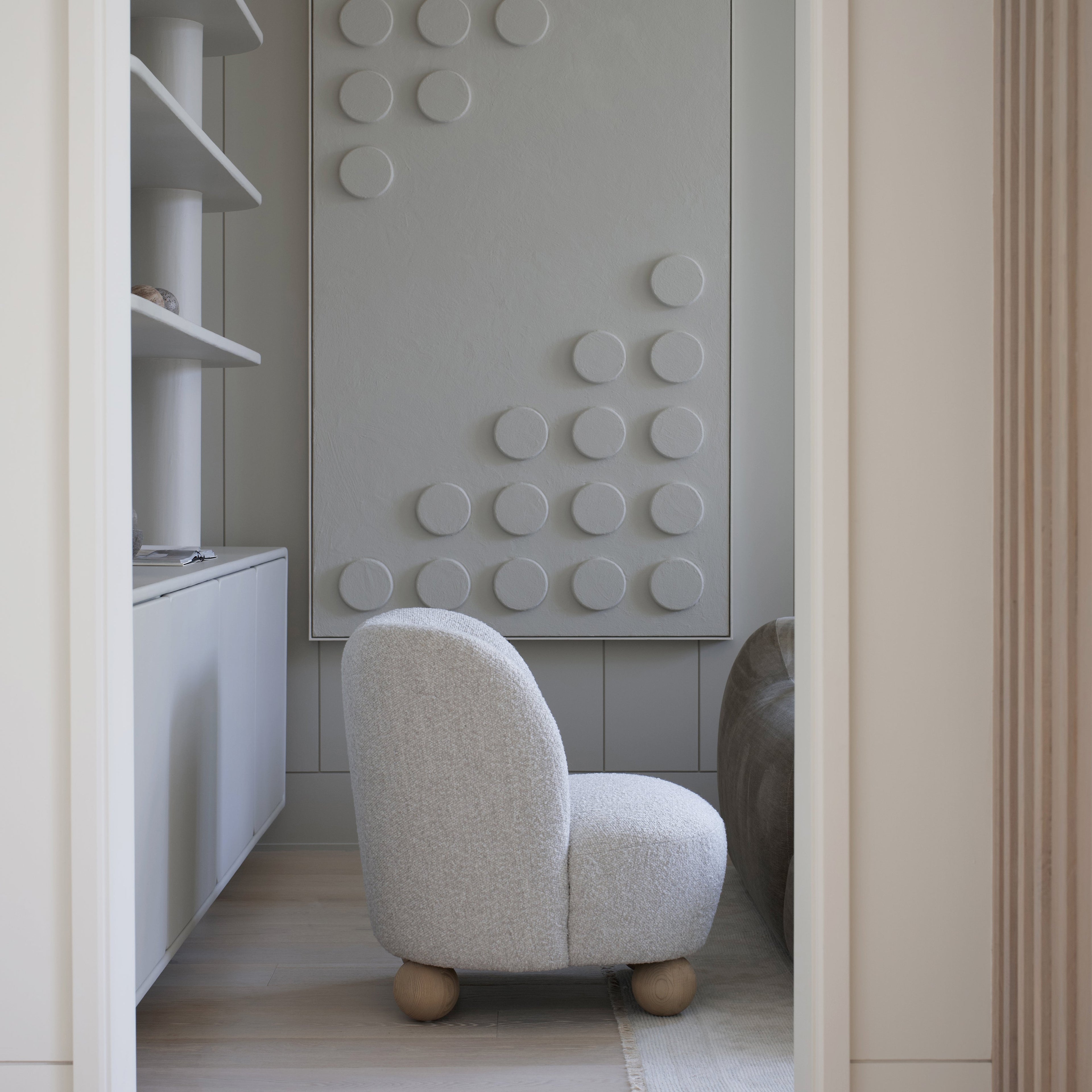 Chaise Blythe