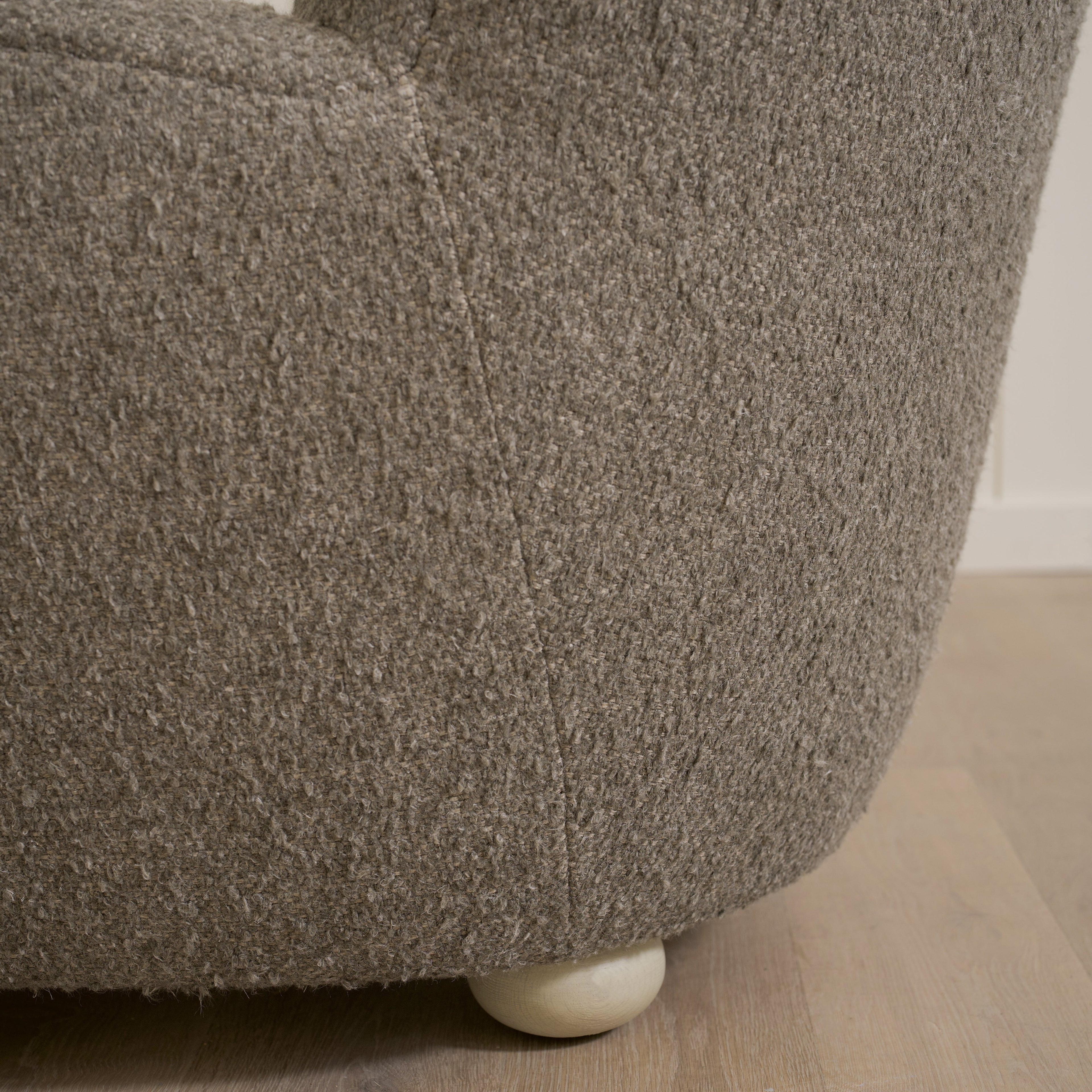 Chaise Marlow
