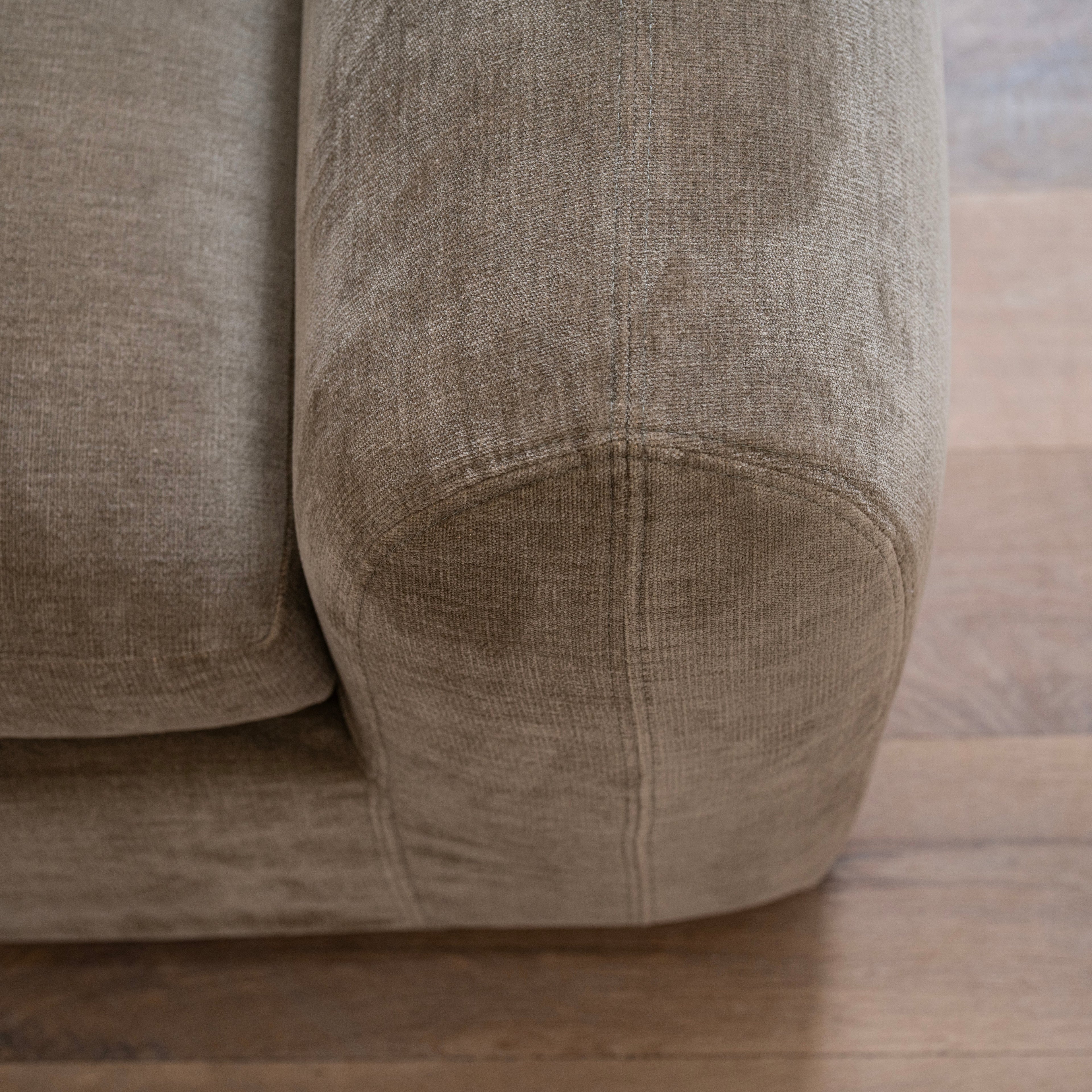 Chaise Bruno