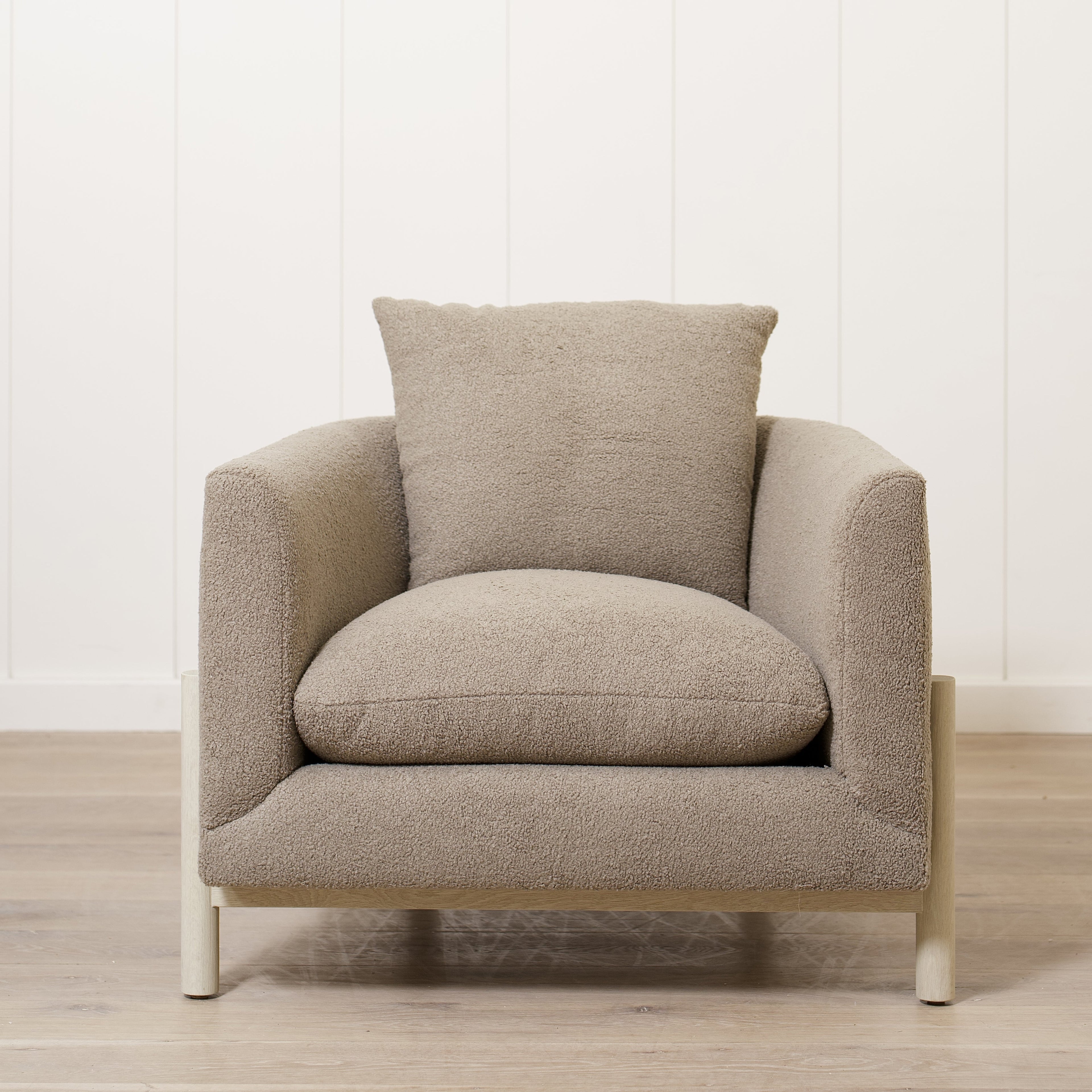 Chaise James M