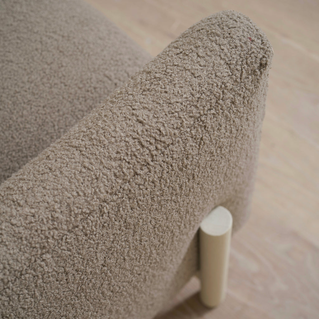 Chaise James M