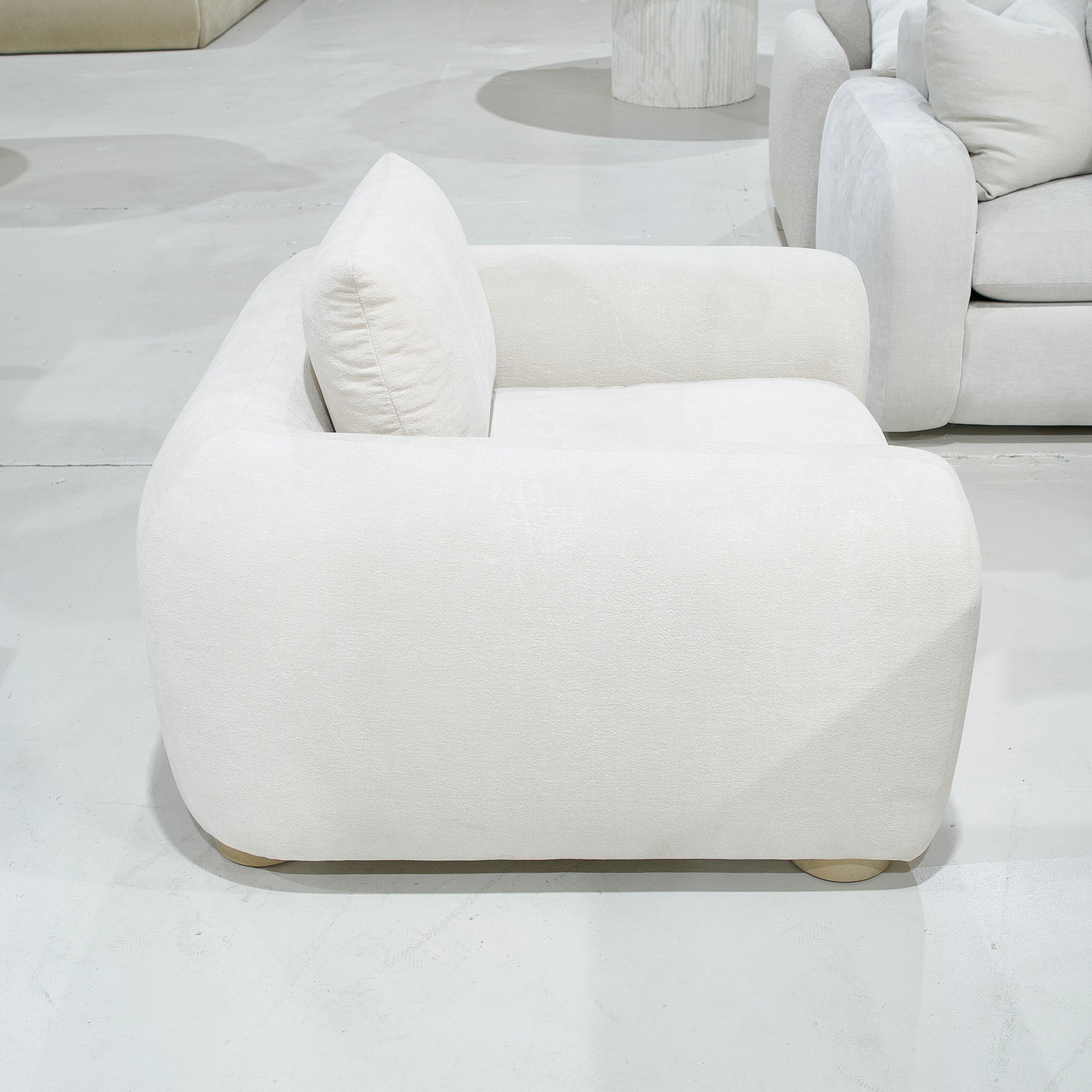 Chaise Bruno