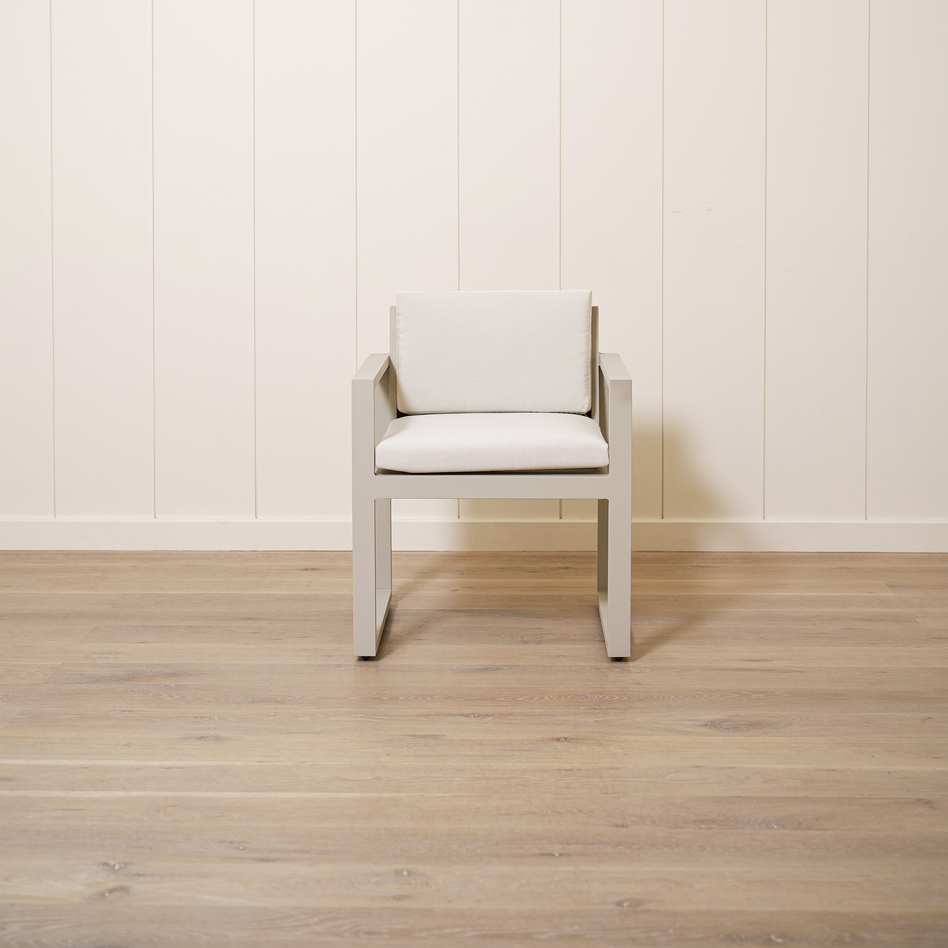 Chaise de salle à manger d'extérieur Ember