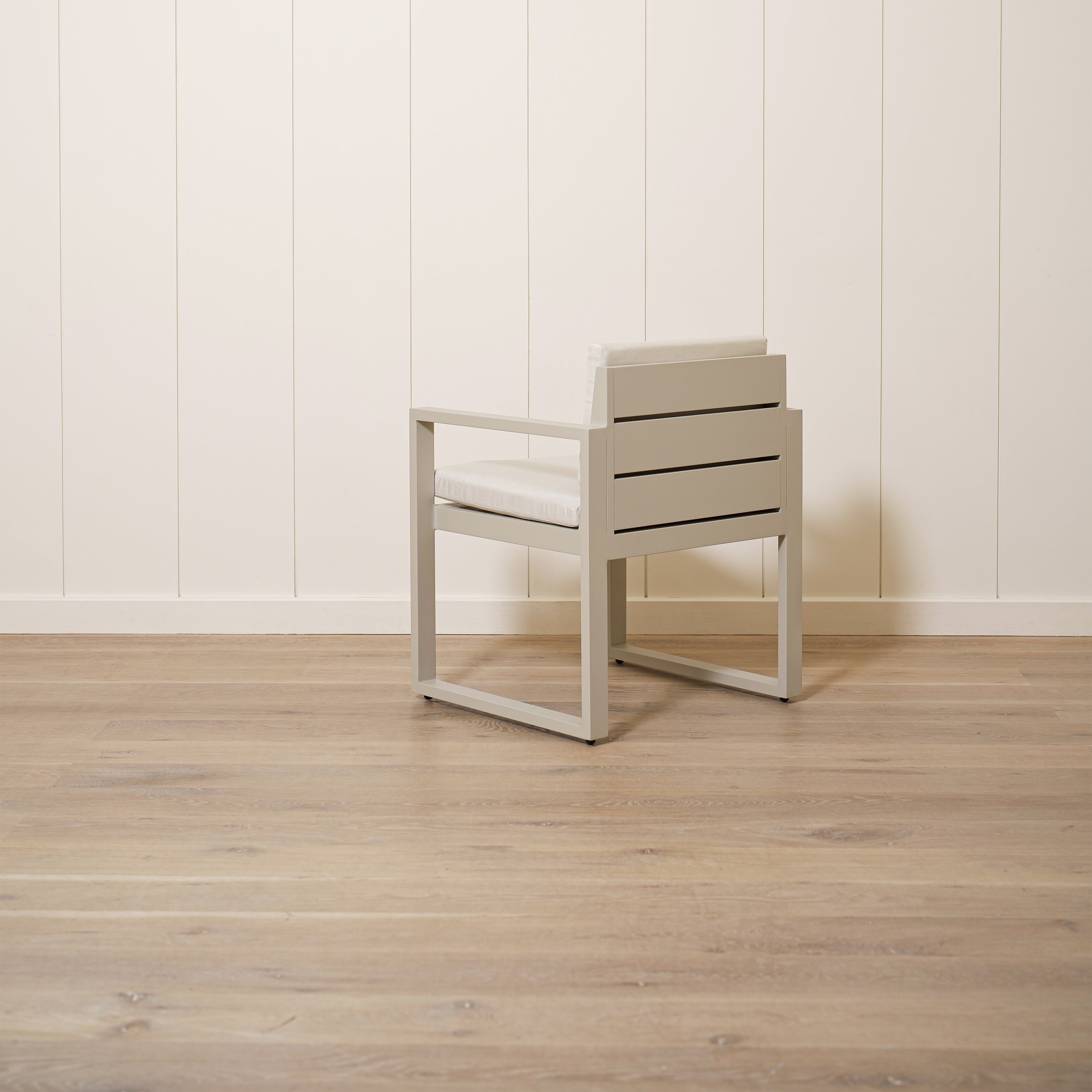 Chaise de salle à manger d'extérieur Ember