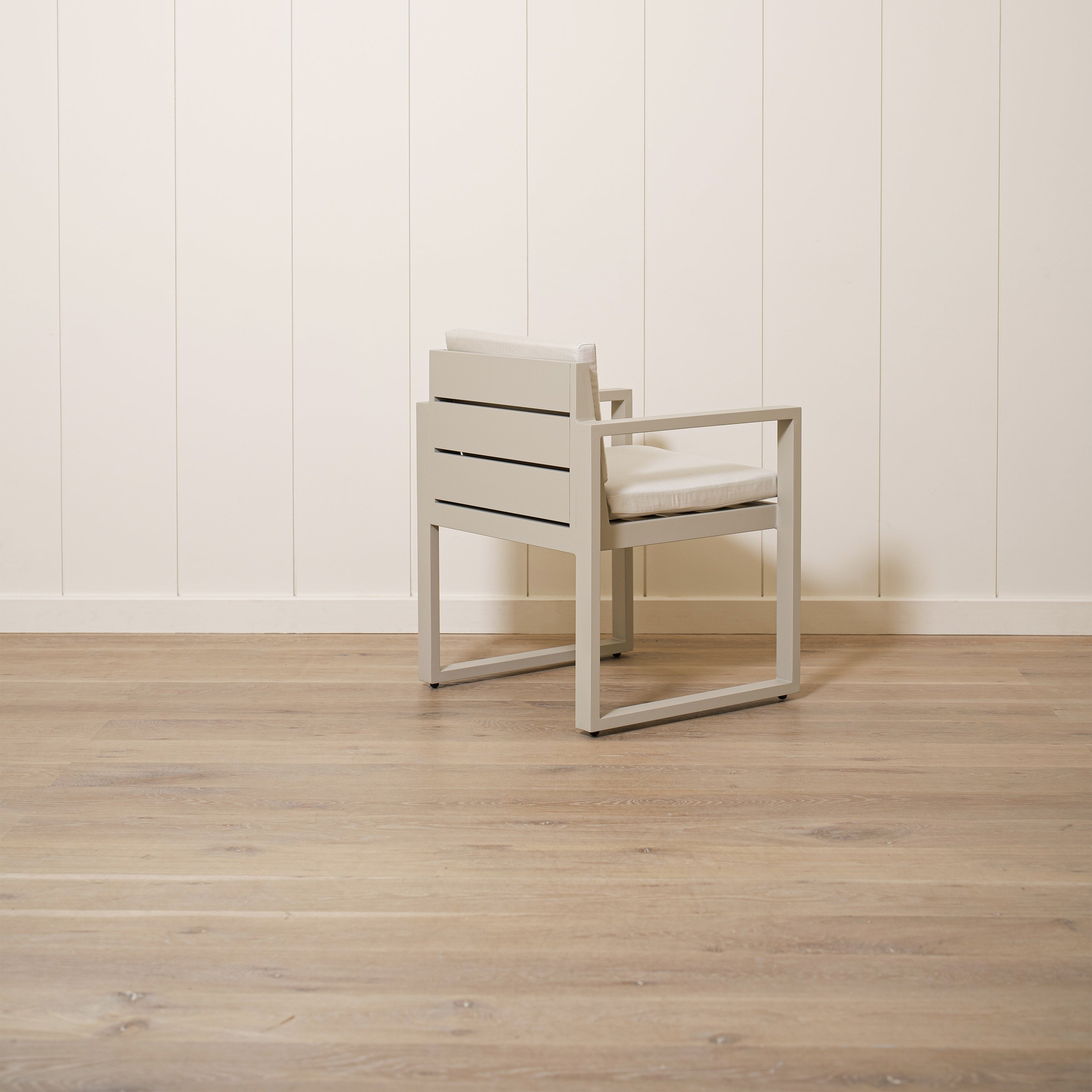 Chaise de salle à manger d'extérieur Ember