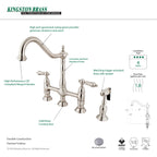 Robinet de cuisine Heritage Bridge avec douchette en laiton