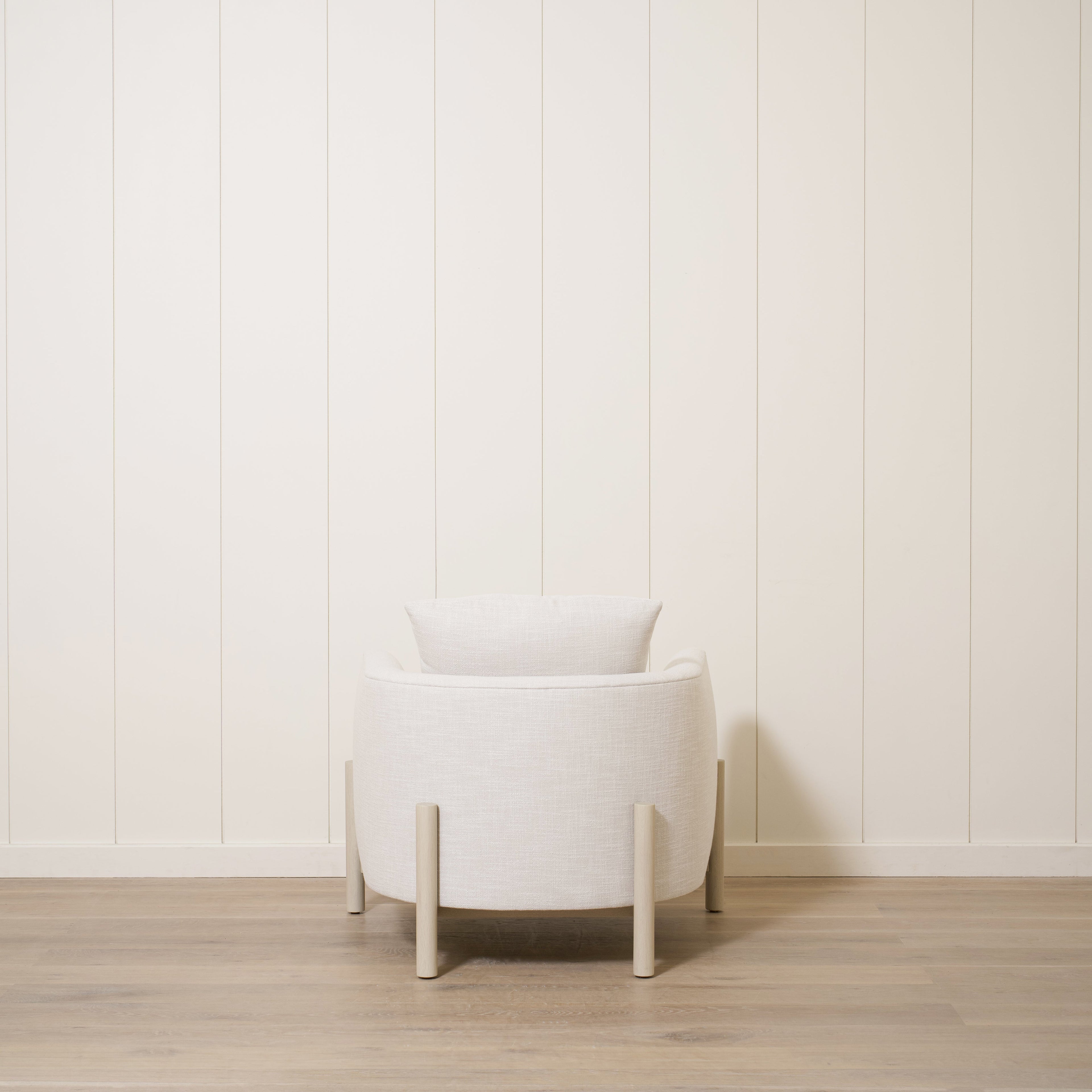 Chaise James M