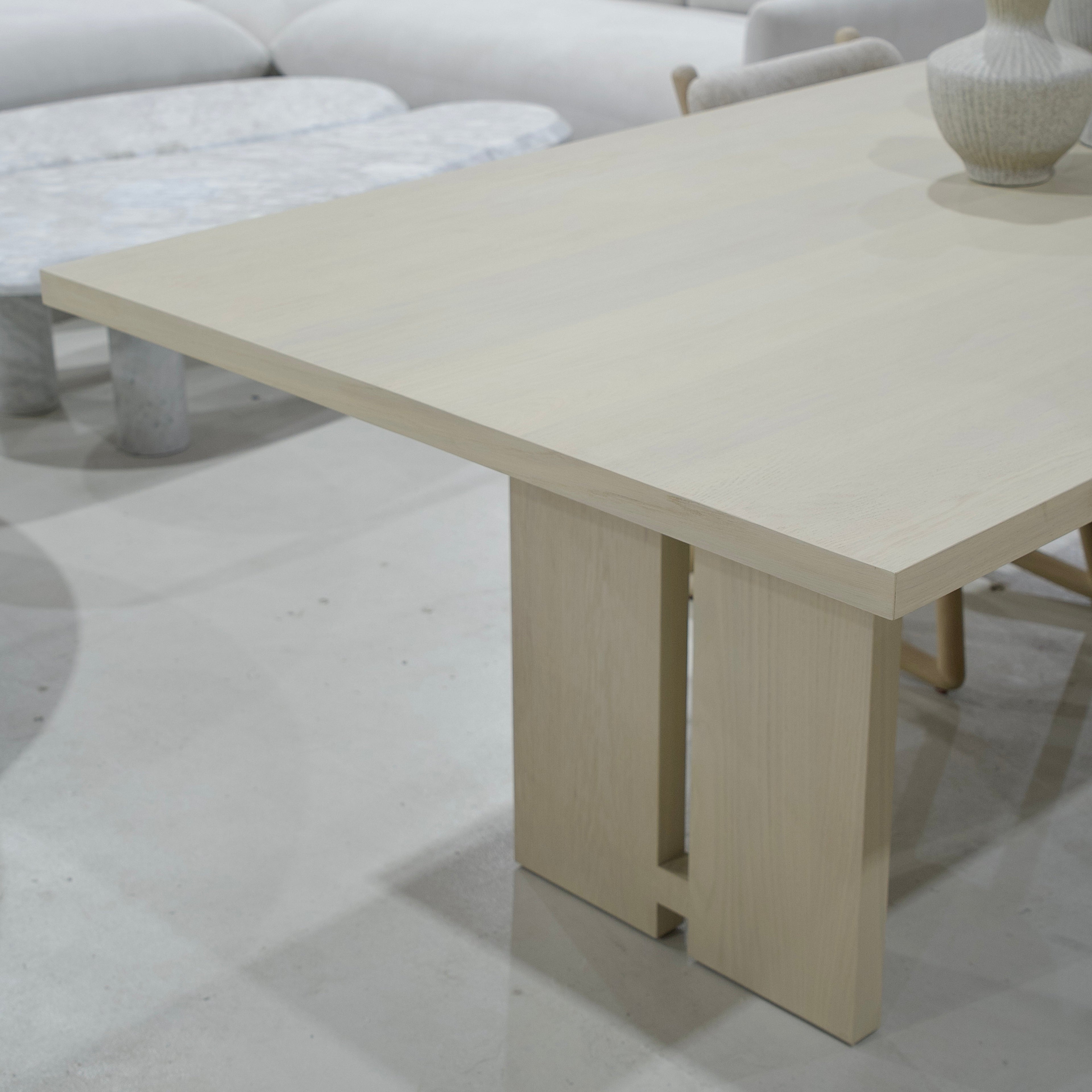 Table à manger divisée
