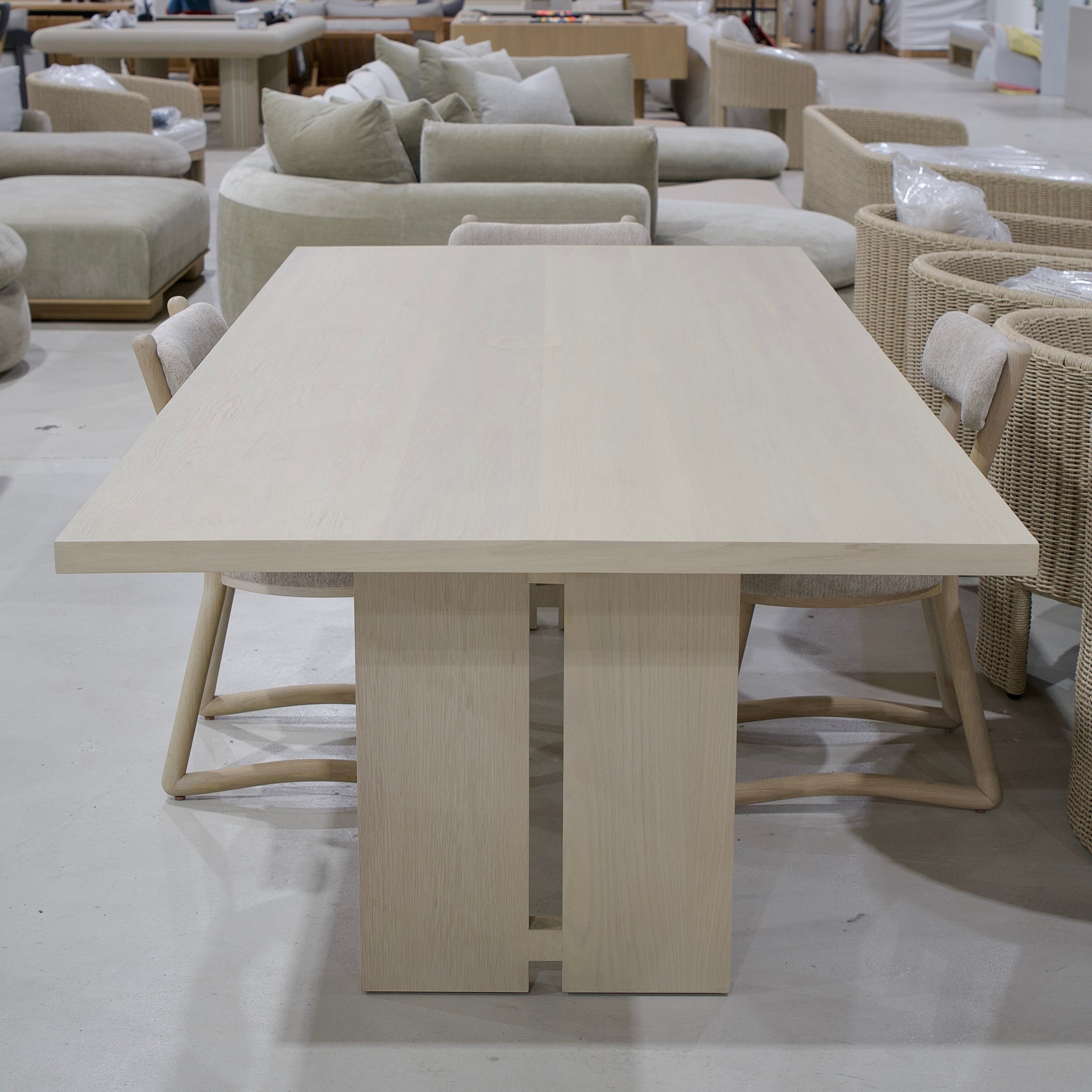 Table à manger divisée