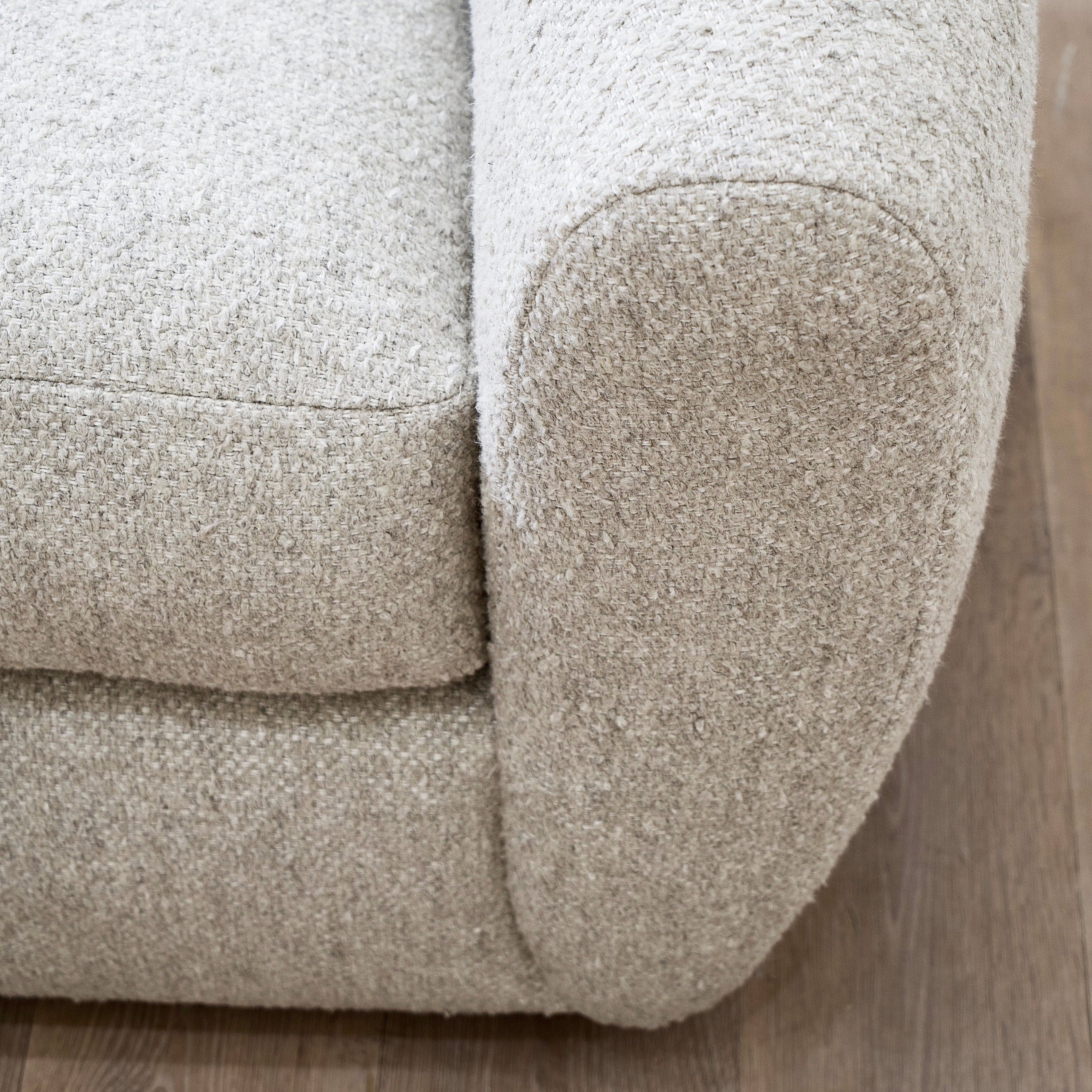 Chaise Mira